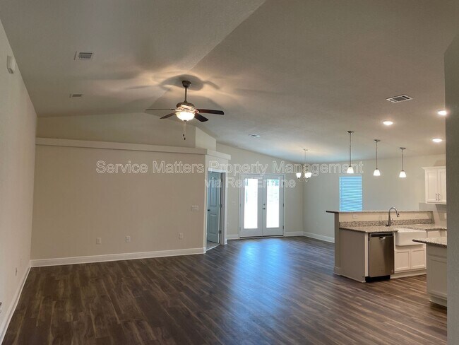 Building Photo - 5184 Peach Dr