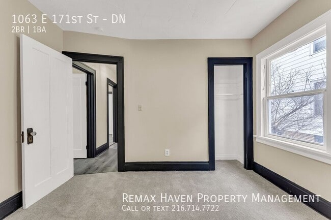 Building Photo - 1063 E 171st St