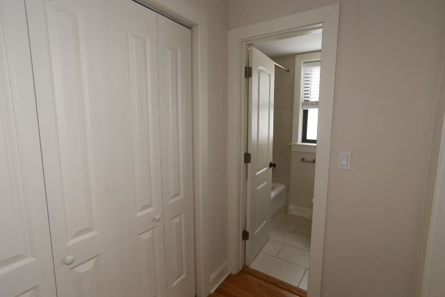 Building Photo - 617 W Patterson Ave