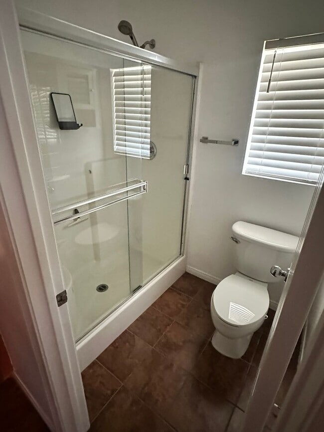 Building Photo - Beautiful 3bd/2ba Single Story with Primary Suite!