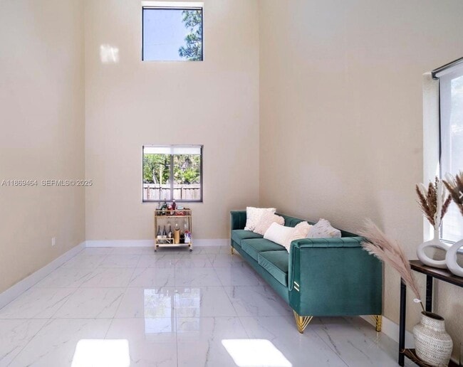 Building Photo - 1451 SW 11th Pl