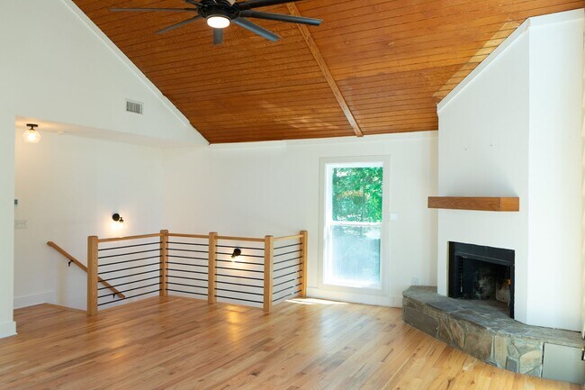 Building Photo - 1 Woodbridge Way