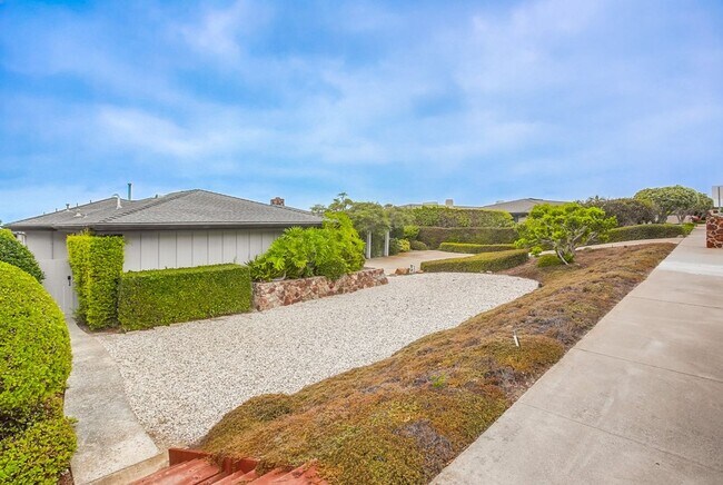 Building Photo - Modern Ocean View Home in La Jolla 4 Bed, 3 Bath