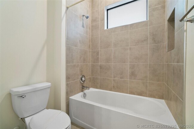 Building Photo - 11785 Waterway Cir