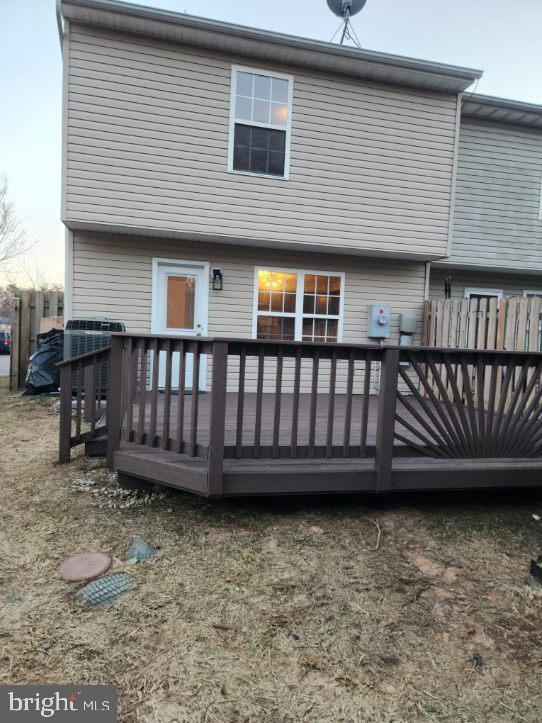 Building Photo - 4101 Canopy Way