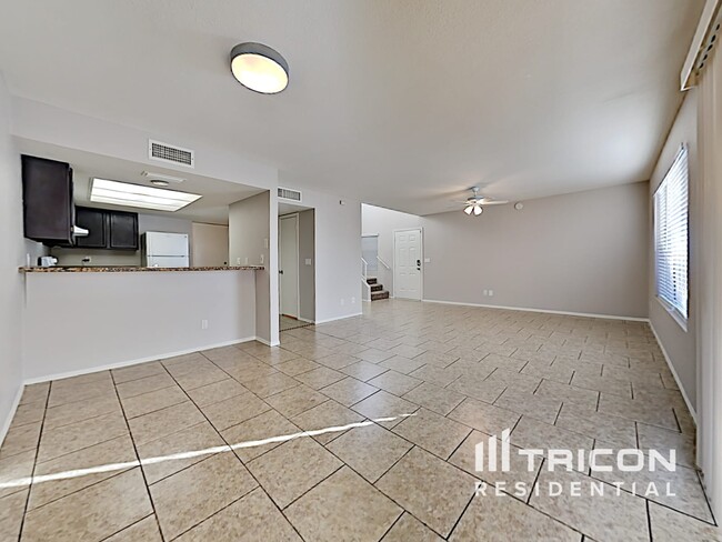 Building Photo - 8127 W Desert Cove Ave