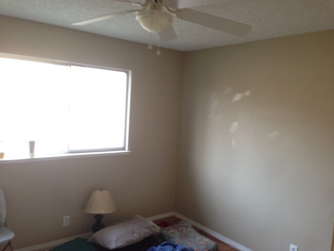 Building Photo - Beautiful 3 bedroom home in Lancaster