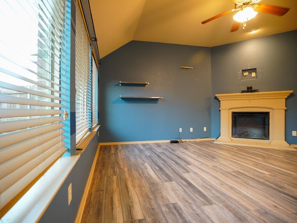 Building Photo - 213 Warbler Dr