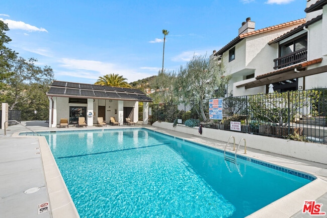 Building Photo - 1548 Michael Ln