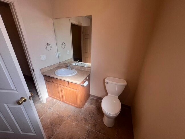 Building Photo - 502 U.S. Rte 66