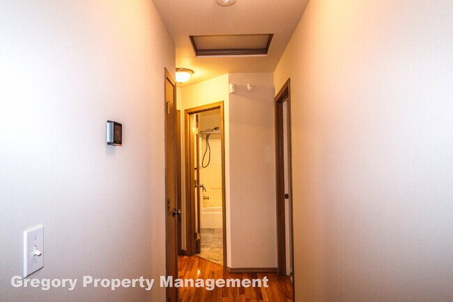 Building Photo - 13609 46th Ave SE