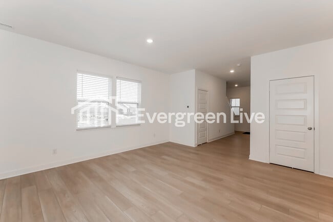 Building Photo - 3588 Copley Ct