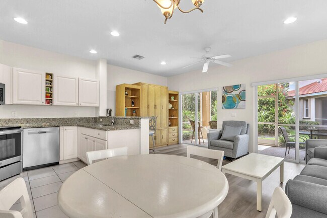 Building Photo - 8931 Sandshot Ct