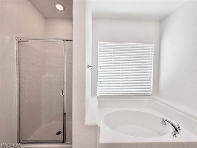 Building Photo - 8435 Spirit Vale Ave