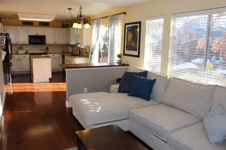Living Room and Kitchen - 2526 WOODROSE PL