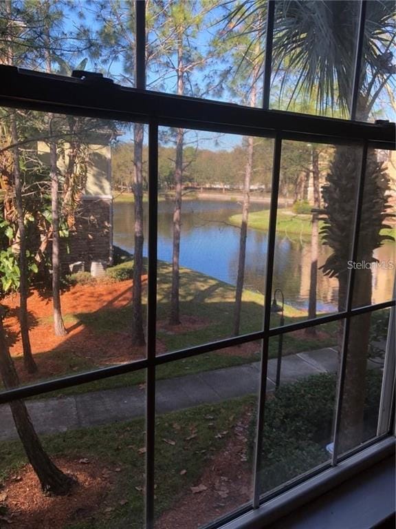 Building Photo - 10205 Courtney Palms Blvd