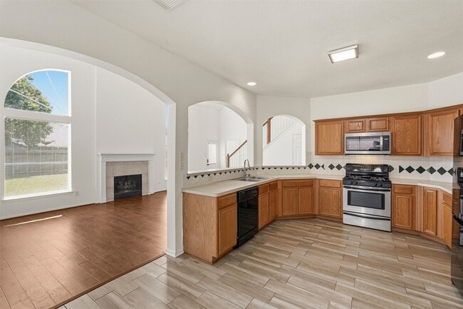 Building Photo - 9322 Eaglewood Glen Tr