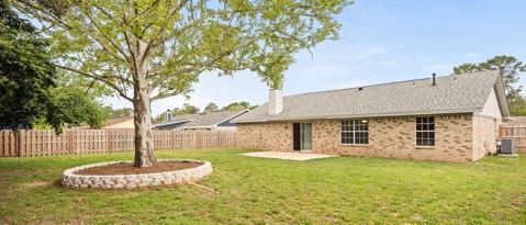 Building Photo - 2029 Coral St