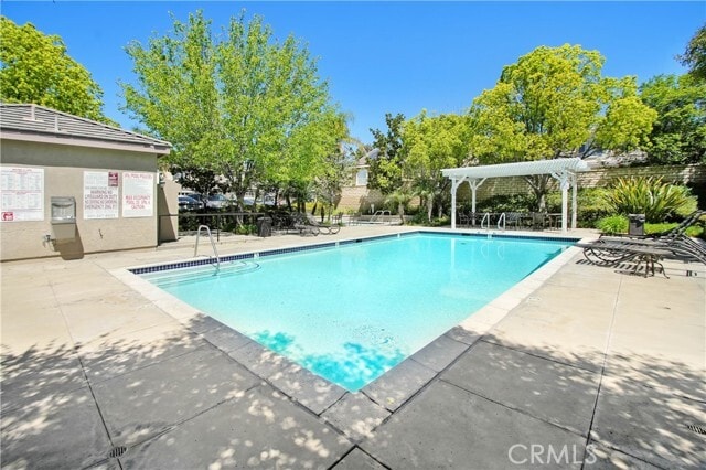 Building Photo - 28349 Willow Ct