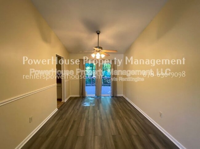 Building Photo - 10260 Piney Ridge Walk
