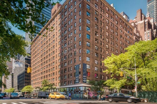 Building Photo - 2 bedroom in NEW YORK NY 10017