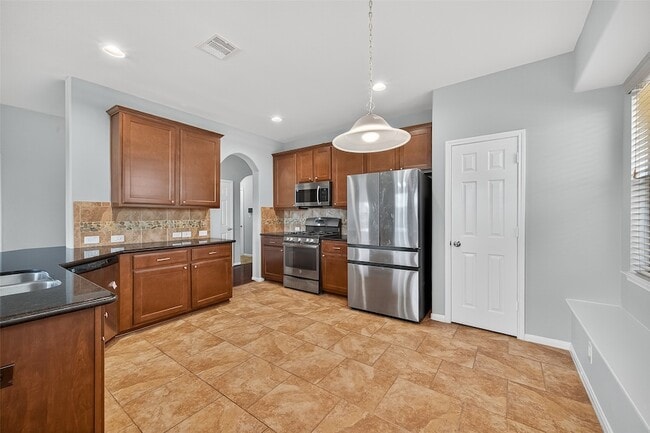 Building Photo - 20718 Bandrock Terrace