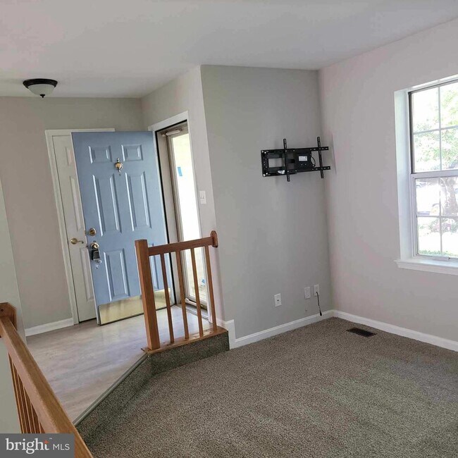 Primary Photo - 733 Orley Pl