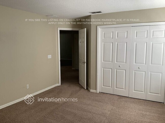 Building Photo - 1639 Algonkin Loop