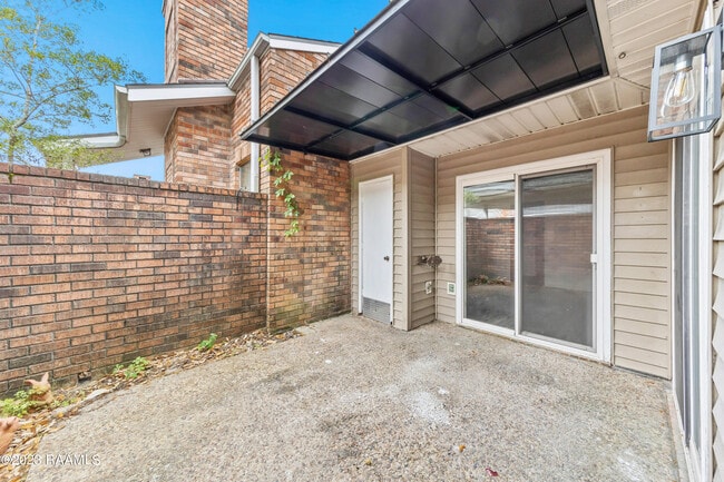 Building Photo - 183 Steiner Rd