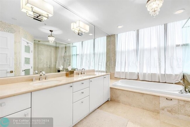 Building Photo - 2110 N Ocean Blvd