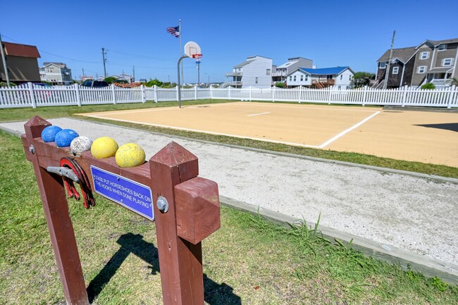 Building Photo - VillaZ Topsail Dunes 3102