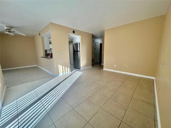 Building Photo - 9934 Turf Way