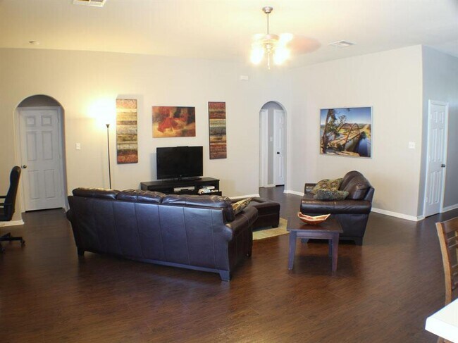 Building Photo - 930 Satellite View