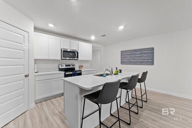 Building Photo - 15807 Laurelbrooke Lp