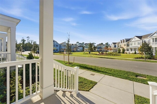 Building Photo - 1889 Seawall Wy