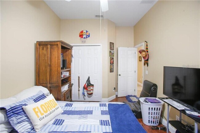 Building Photo - 14705 Cableshire Way