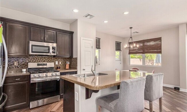 Building Photo - 7514 Dobroyd Dr