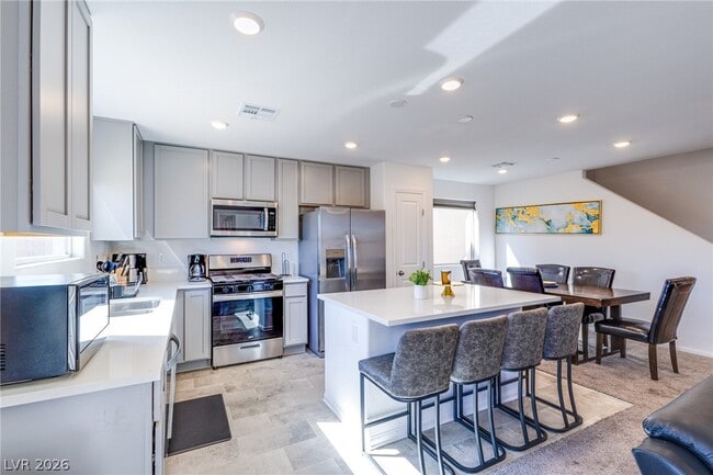 Building Photo - 5215 Lissome Lily Ct