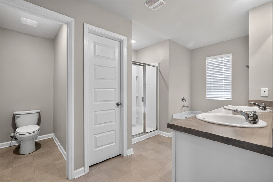 Building Photo - 446 Furlough Dr