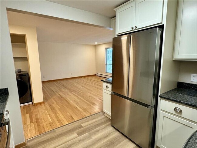 Building Photo - Newly Remodeled 2 Bedroom with washer & dryer behind Hilldale Mall!