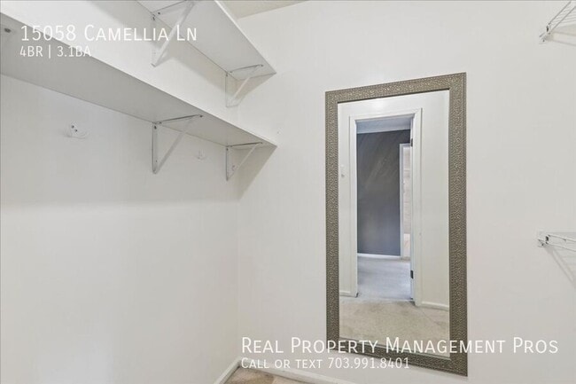 Building Photo - 15058 Camellia Ln