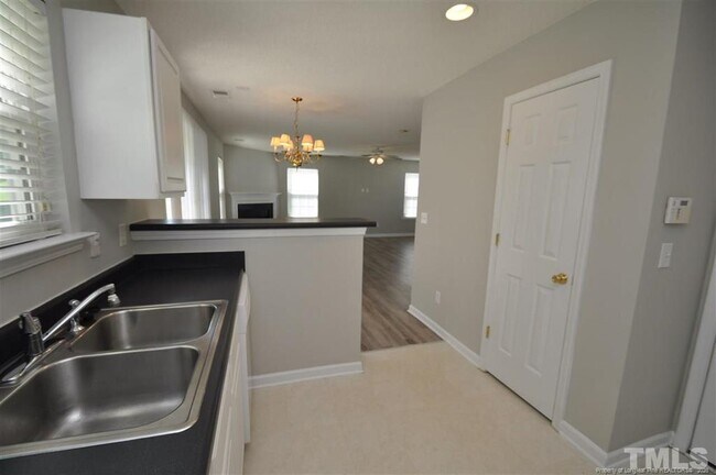 Building Photo - 5909 Rivercliff Ct