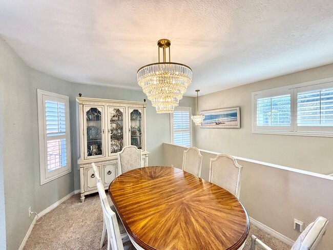 Building Photo - Oxnard | The Colony | 2 Bed + 2 Bath Condo...