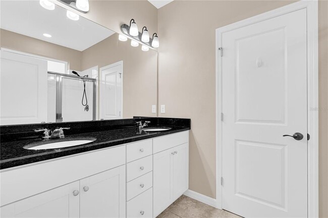 Building Photo - 16030 Micelli Dr