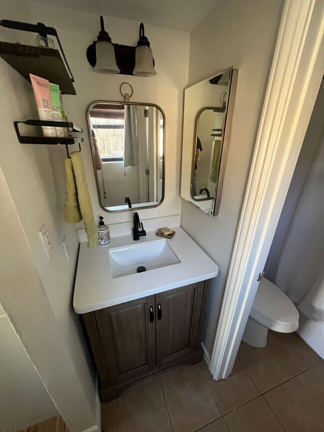 Building Photo - COMING SOON_ MAY| 2-Bedroom Condo | 2 Full Baths | Covered Parking