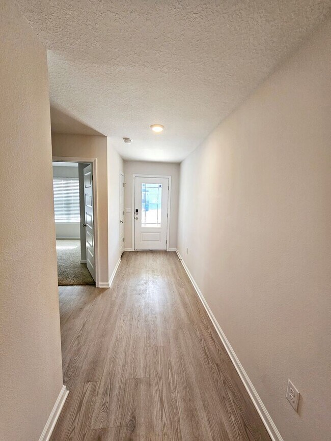 Building Photo - Spacious Modern Home w/Great Community Amenities! *1/2 OFF Security Deposit for A-D Military!*