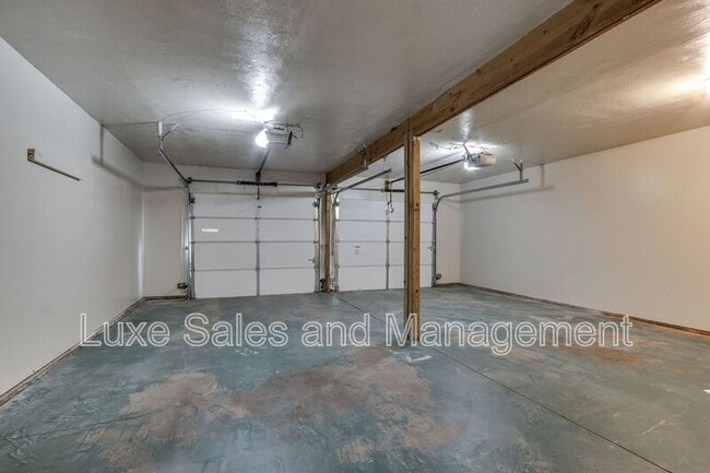 Building Photo - 2518 NW 62nd St