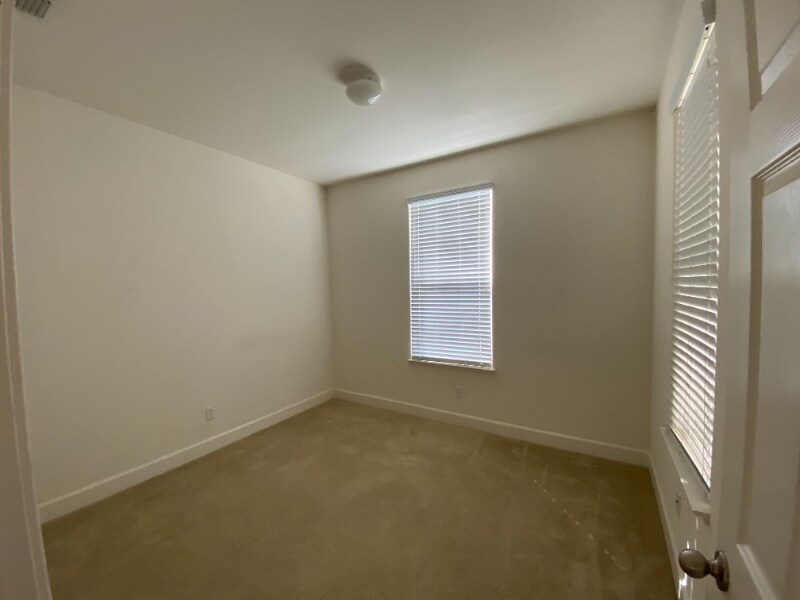 Building Photo - 3139 Flagler Way