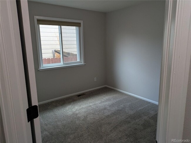 Building Photo - 2067 Woodpark Dr