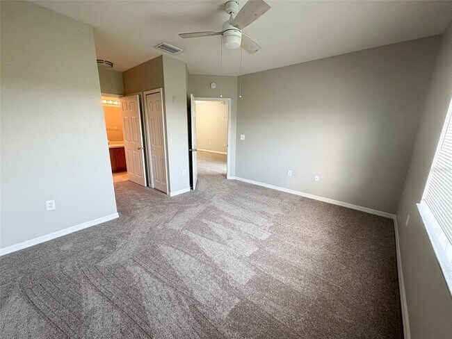 Building Photo - 9529 Newdale Way